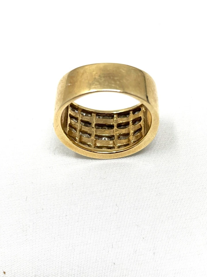 Anillo de oro amarillo de 14 quilates de 1,00 CTW con banda de diamantes de varias filas - Talla 7 - Elegancia vintage Foto 3 de 4