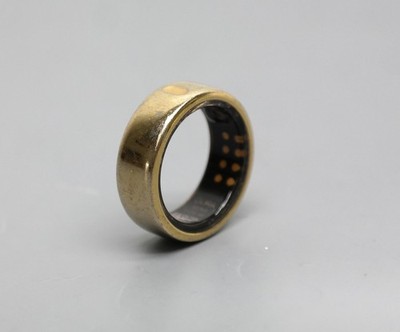 Oura Ring Gen3 Horizon Size 8 - Gold JZ90-51383-08 | eBay