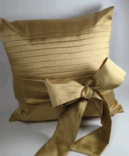 2 Throw Pillows Champagne Gold Bow Detail 16x16 French Country Fall Christmas 