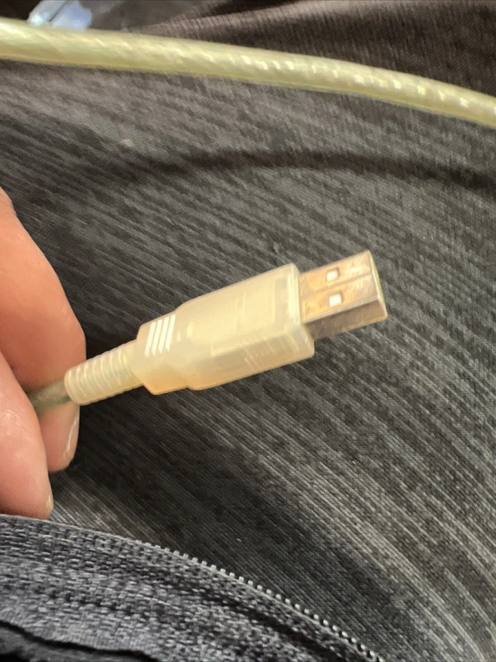 VST Technologies USB Floppy Drive FDUSB - Image 4 of 4