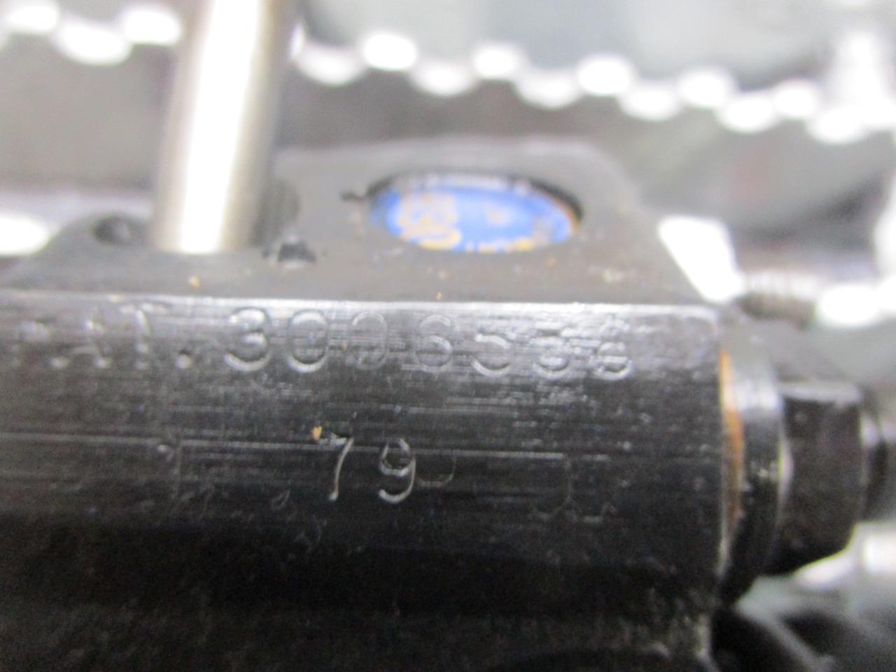 USED Detroit 6V92 Diesel Engine Fuel Injectors Sold Individually Part ...