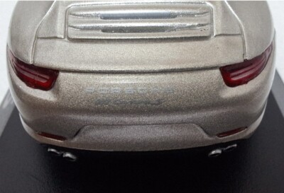 Porsche 911 (991) Carrera S 2011 Silver 1:43 Minichamps WAP 020