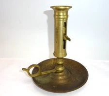 VINTAGE BRASS PUSH UP CANDLE STICK HOLDER CHAMBERSTICK FINGER RING WAX CATCHER