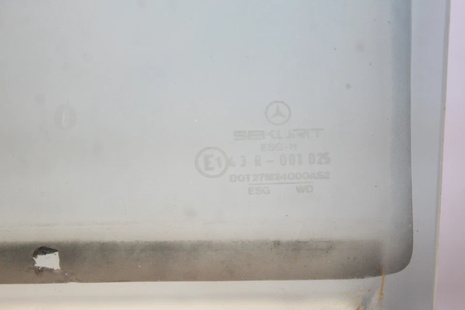 MERCEDES-BENZ W126 560SEL/420SEL ЗАДНЕЕ ЛЕВОЕ СТЕКЛО СО СТОРОНЫ ВОДИТЕЛЯ OEM - Изображение 3 из 3
