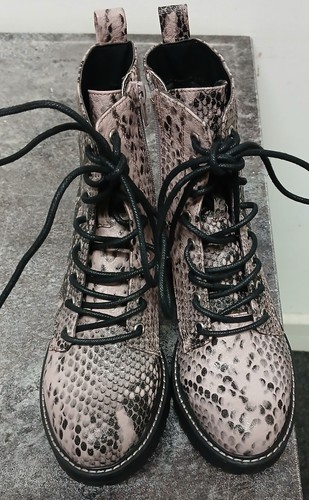 Steve Madden Boots - 第 1/4 張圖片