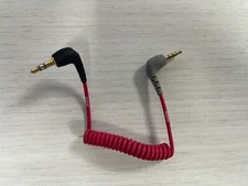 Rode SC7 Coiled Patch Cable - Angled 3.5mm TRRS to Angled 3.5mm TRS