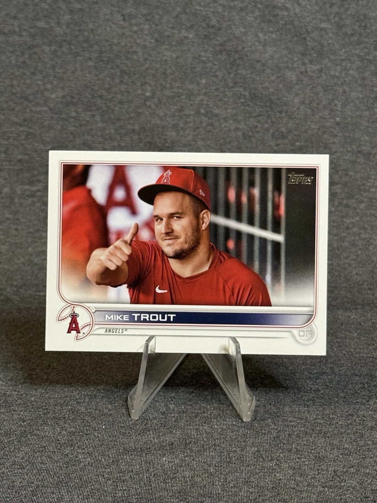 Mike Trout 2022 Topps Series 1 Image Variation #27 Horizontal Thumbs Up SP