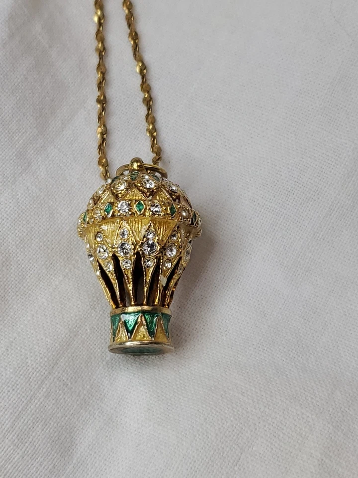 Collar Colgante Globo Aire Caliente Verde Esmalte Vintage Diamantes de Imitación Transparente Tono Dorado Foto 2 de 4