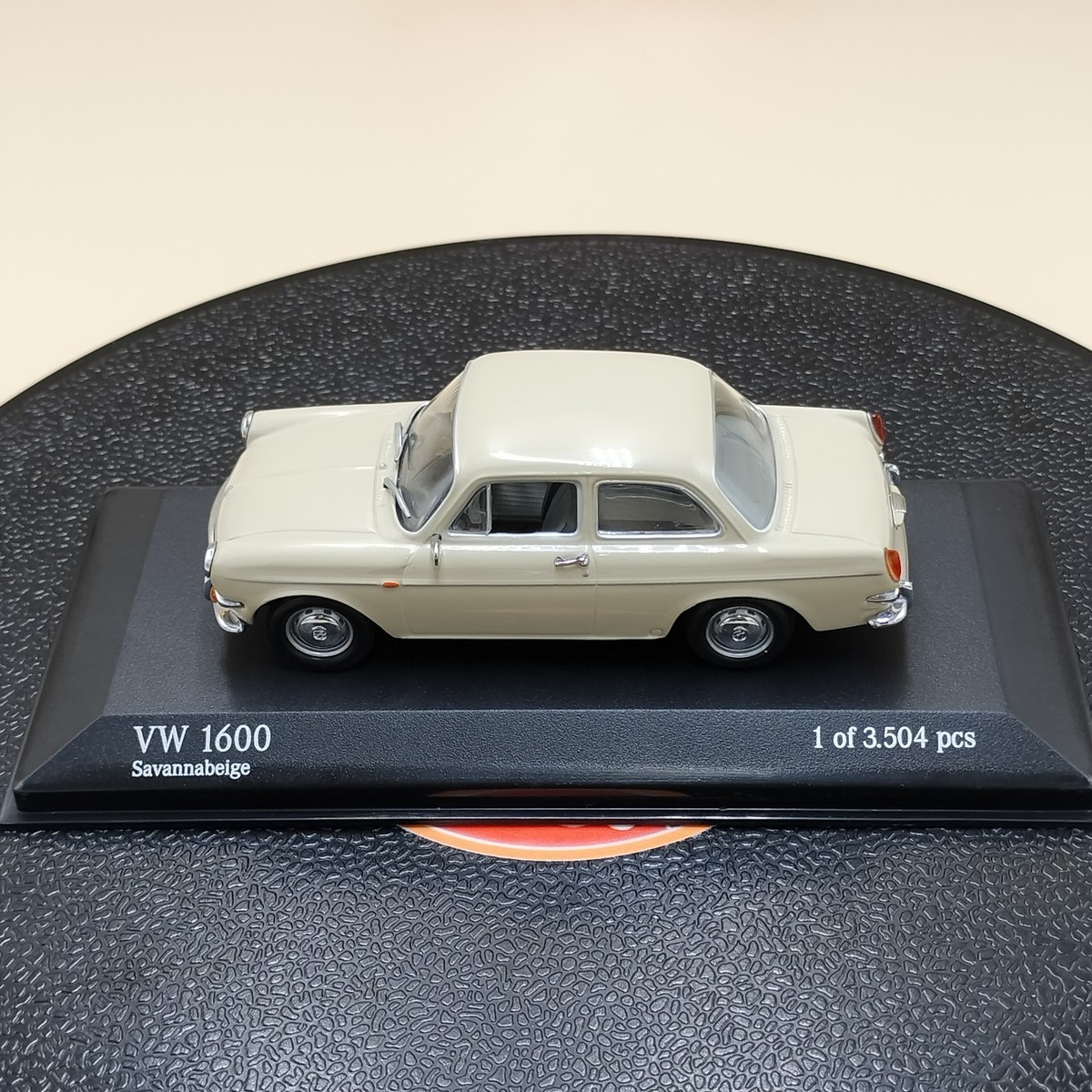 MINICHAMPS 1/43 VW Volkswagen 1600 1966 Cream White 430055300 | eBay