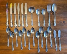 Oneida Ltd Fenway Daydream WM A. Rogers Stainless Steel Flatware - 24 Pieces