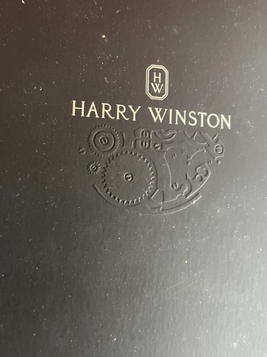 Harry Winston Watch Catalogue. - Picture 4 of 14