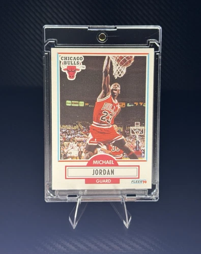 Michael Jordan 1990-91 Fleer #26 Base Set Chicago Bulls NBA Basketball Card