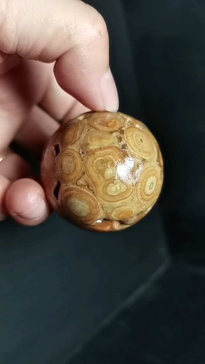 TOP 113.4G Natural Inner Mongolia Gobi Eye Agate Eye Stone Series