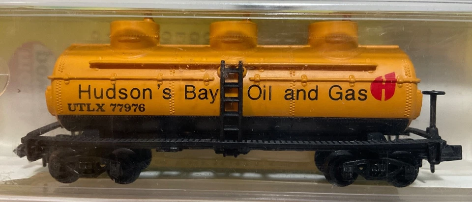 Model Power N Scale UTLX 77976 Hudson’s Bay Oil and Gas 3-Dome Tank Car #3415 - Image 2 of 3