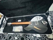 Chitarra elettrica Rickenbacker 330 2009 Jetglo Semi Hollow 09-20477 con custodia rigida