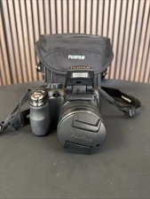 Fujifilm FinePix S4500 Digital Camera 14MP 30x Zoom with Case