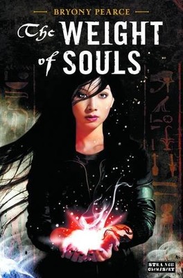 The Weight of Souls (Strange Chemistry),Bryony Pearce