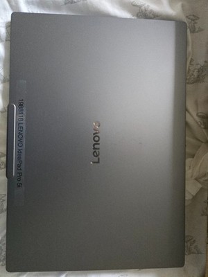 Lenovo IdeaPad Pro 5i 16'' OLED Touchscreen Intel Core Ultra 9 285H, 32GB 1TB