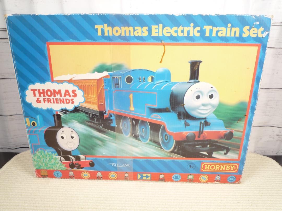 Hornby Thomas Electric Train Set with Rails Controller Used