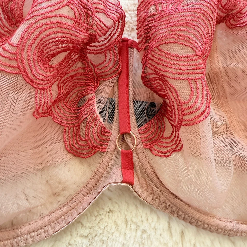 Gorsenia Lace Non-Padded Soft Underwired Full Cup Bra 40 /EU 90 Cup K - Image 4 of 4