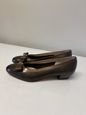 Vintage Salvatore Ferragamo Vara Bow Accent Leather Pumps Shoes Women s 9.5 B