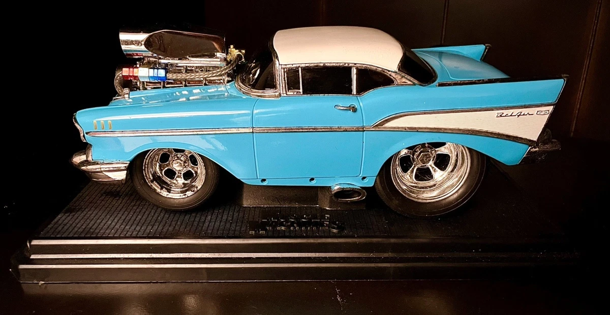 Muscle Machines Chevrolet 1:18 Scale Diecast & Toy Vehicles for