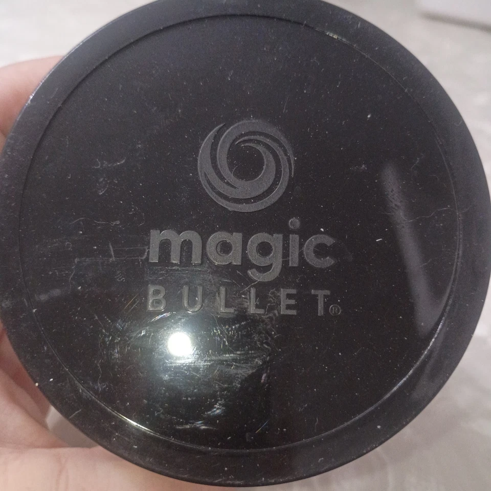 Batidora Magic Bullet OEM taza corta y tapa de repuesto Foto 2 de 3