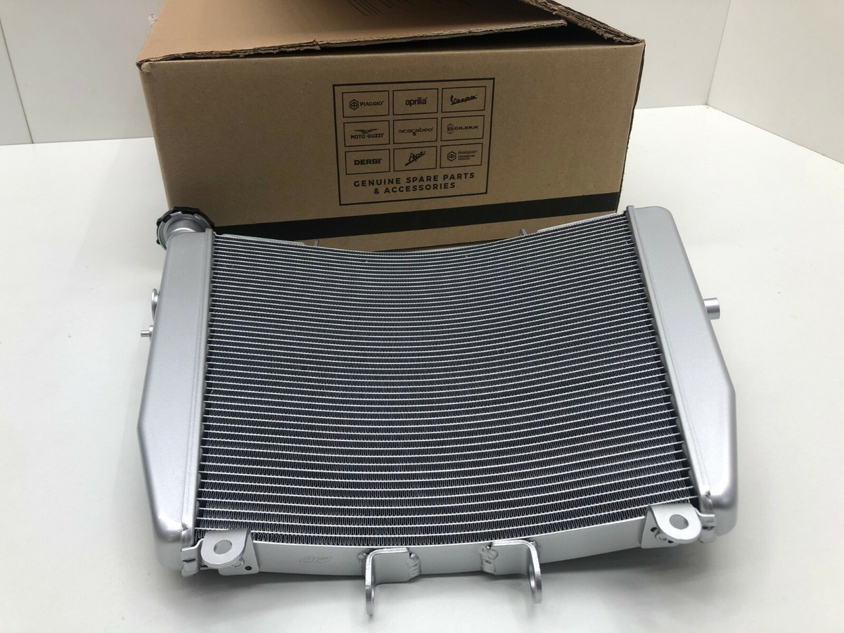 Aprilia RSV4 1000 RR 4V Radiator Cooling Water Cooler OEM