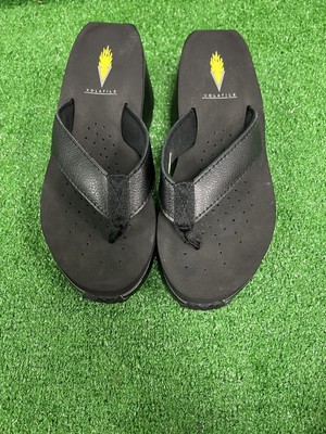 volatile platform flip flops