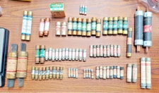 (80+ PCS) Fuses Mixed Lot To Many Brands To List! SEE PICS! (TA7SG)