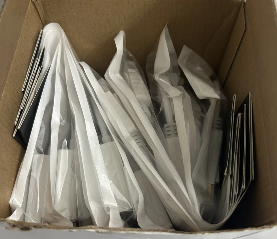 DisplayPort to VGA Adapter 10 PackDP to VGA Converter Male to Female Gold Pla. - Image 2 of 4