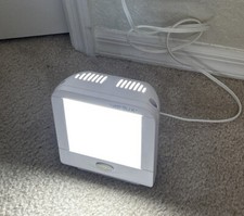 Verilux Happy Light Model Vt 10 Natural Spectrum Light SAD Therapy