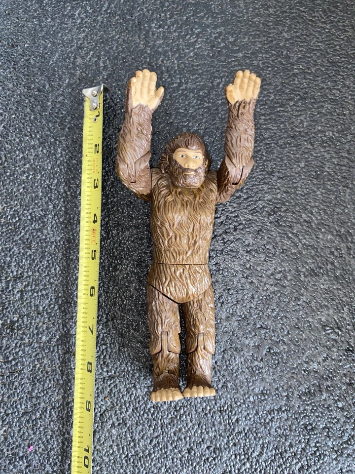 Big Foot Sasquatch Archie Mcphee 7" Action Figure 2004 Creature Myths Legends - Image 4 of 4