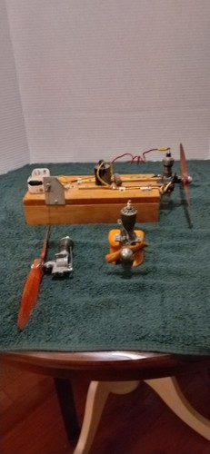 Atom Microdyne Magnesium Funkenzündung Modellflugzeug Motor Sammlung S24B