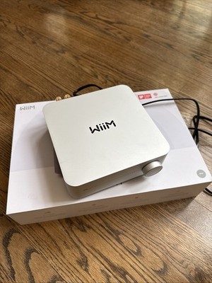 WiiM Amp: Multiroom Streaming Amplifier , Chromecast Audio, Space Gray - Cables