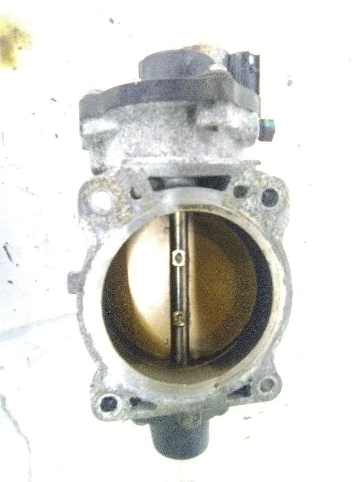 Conjunto de válvula de carrocería de acelerador Ford F150 2010 camioneta Foto 2 de 4