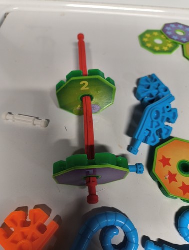 Kid Kinex Toddler Soft Easy Toy Learn Numbers Make Catipillar Green Eyes - Picture 2 of 6
