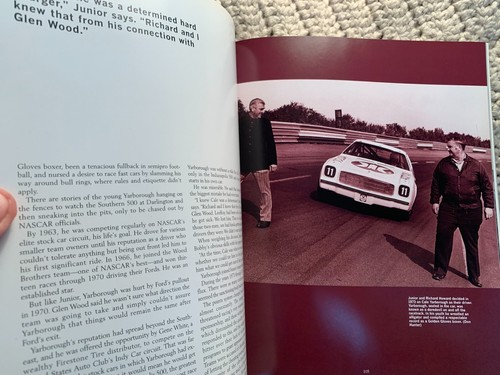 Junior Johnson: Brave In Life Tom Higgins & Steve Waid NASCAR Legend Book - Imagen 8 de 10
