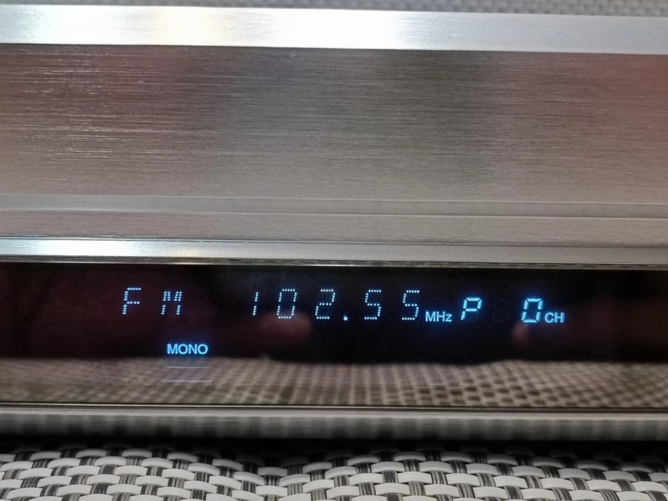 Denon TU-201SA Stereo AM/FM Radio Tuner Digital RDS - Bild 3 von 4