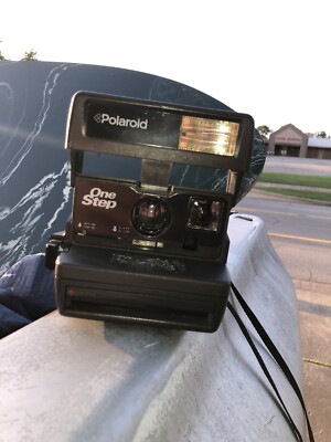 Polaroid Camera One Step Close Up Instant 600 Film