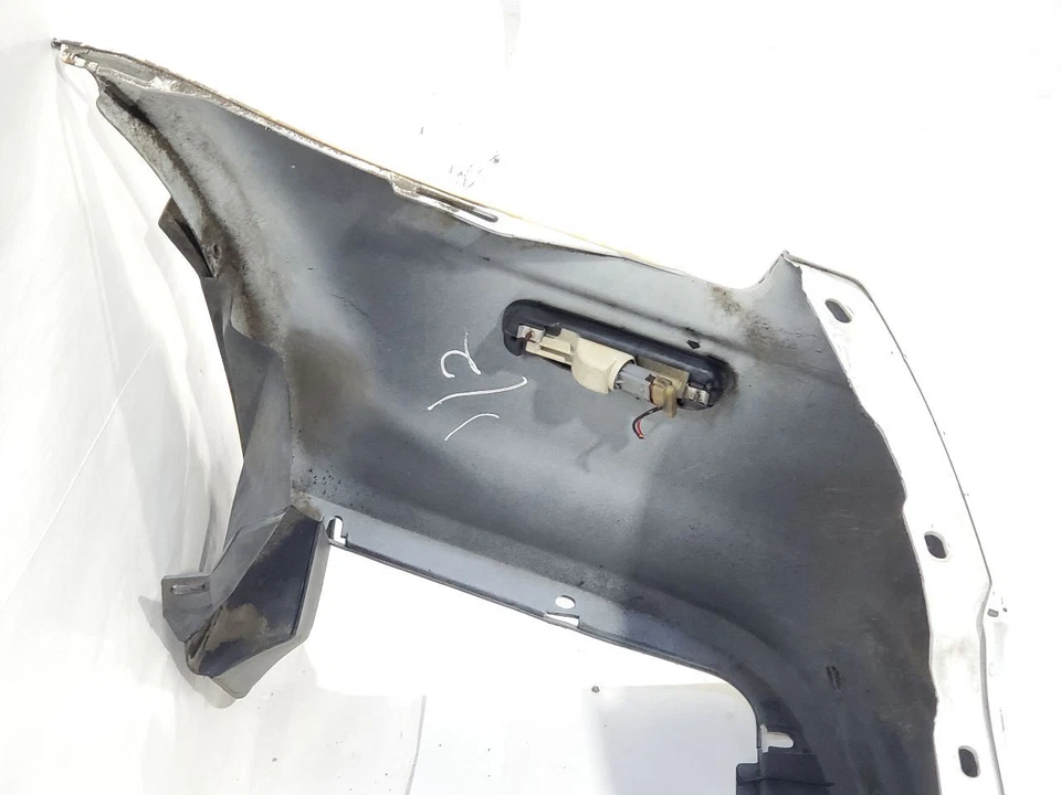 1992 1996 Honda Prelude OEM Complete Rear Bumper White Needs Paint - Image 3 of 4