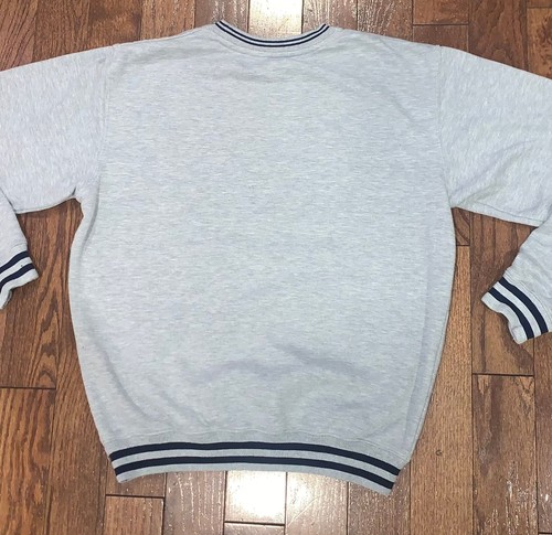 Yale University Bulldogs Gray Crewneck Sweatshirt - Picture 4 of 4
