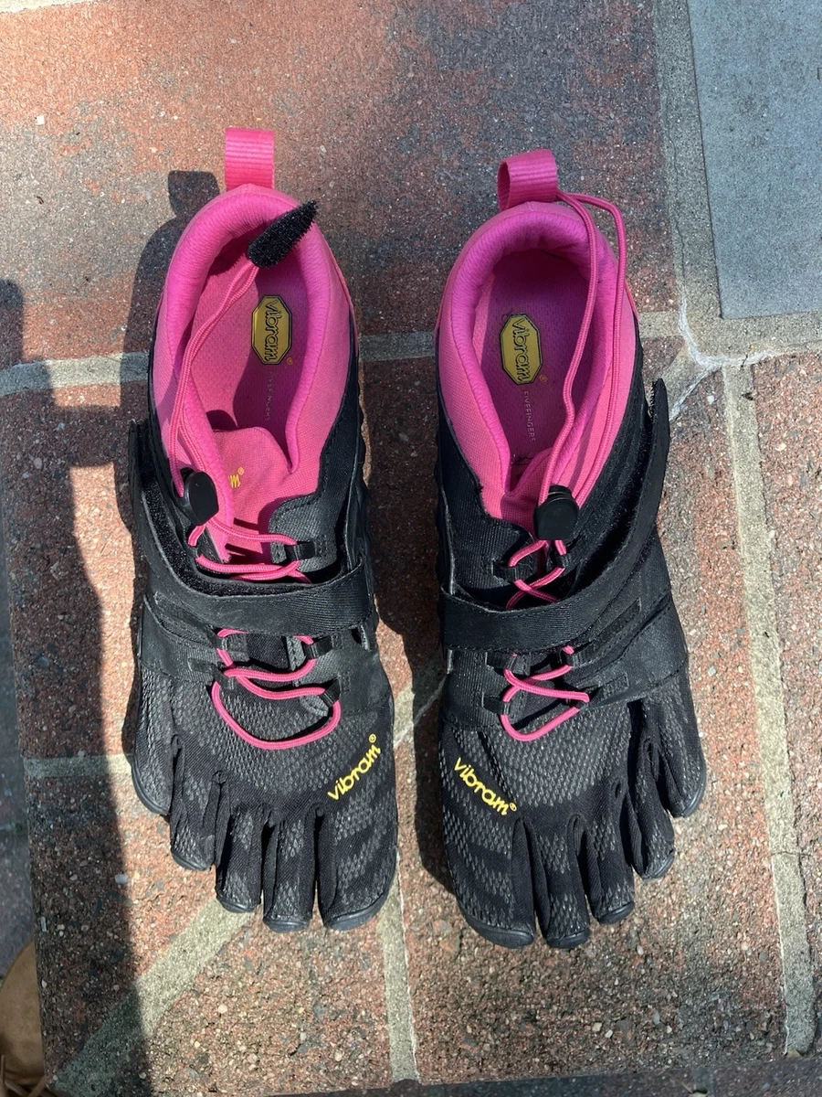 Preços baixos em Tênis Esportivo Vibram FiveFingers Rosa para