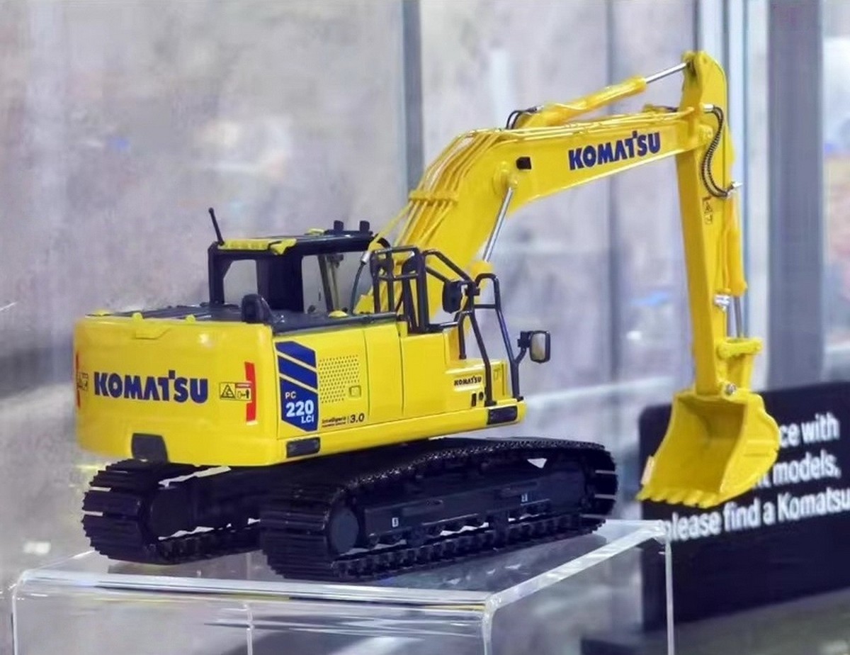 ミニカー PC220LCi-12 1:50 1/50 KOMATSU 1/50 Scale KOMATSU PC220LCi-12 Hydraulic Excavator Diecast Model