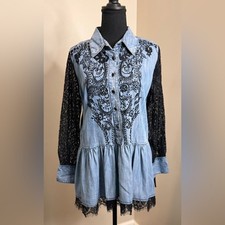 Vintage Collection Embroidered Denim Shirt Lace Sleeves Large Nashville Vibes