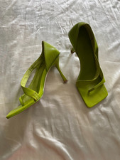 Jeffrey Campbell Berger High Heel in Chartreu...