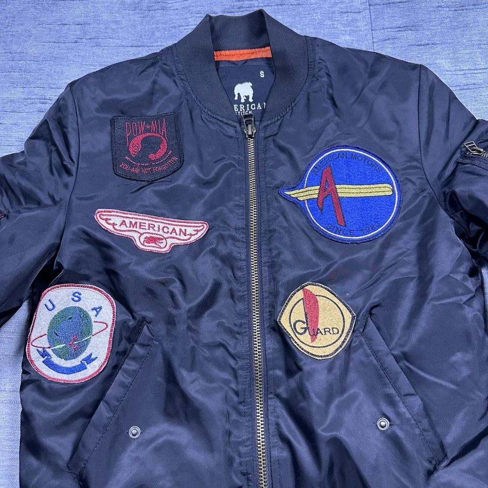 Куртка-бомбер American Stitch мужская размер Small с нашивками - Изображение 2 из 4