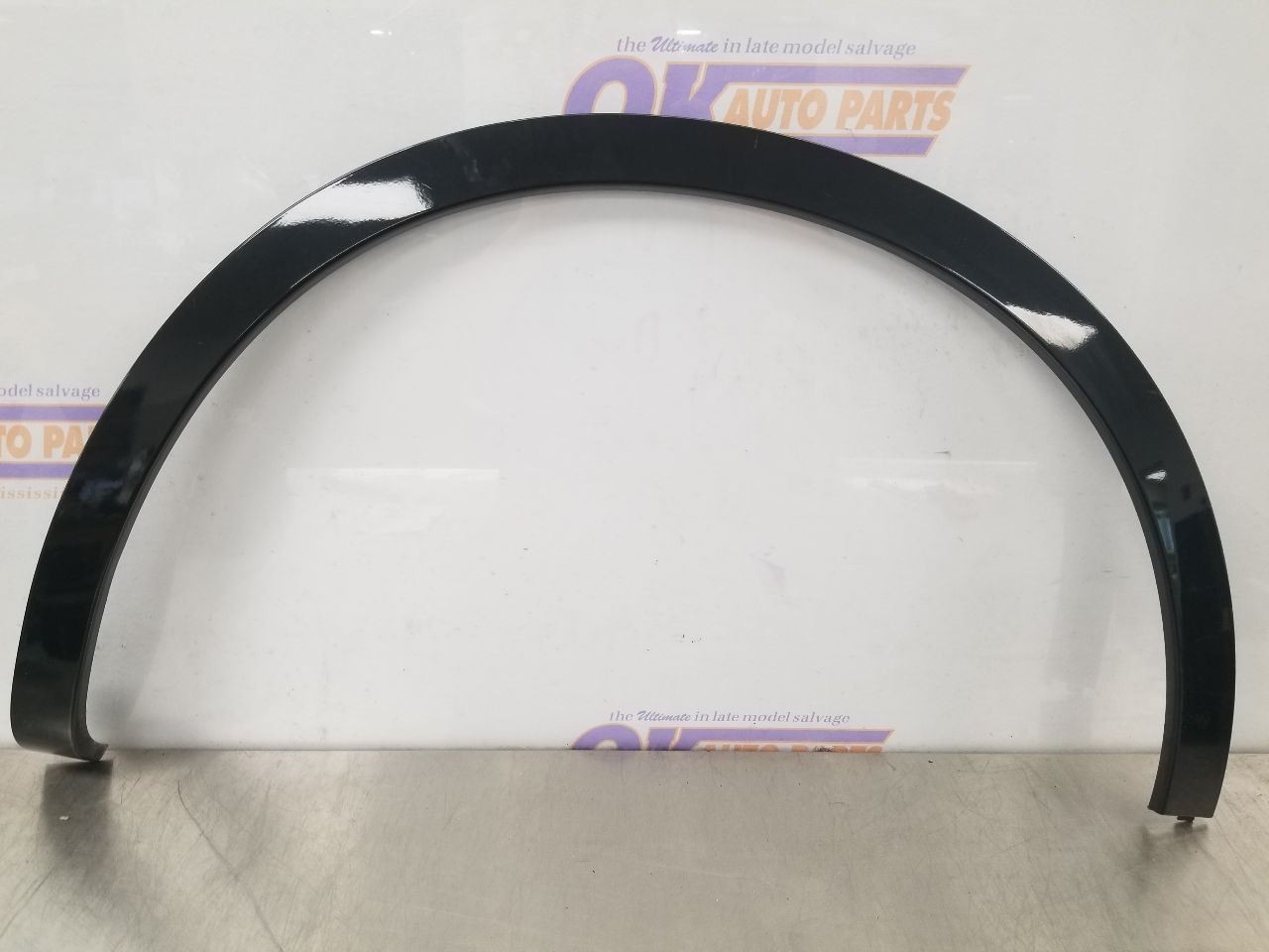 Maserati Levante Left Quarter panels Set Black