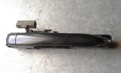 POIGNEE DE PORTE EXTERIEURE AVANT DROITE RENAULT LAGUNA II 2 8200004747 - Photo 1/4