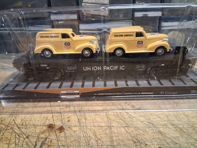 #ad #ad O MENARDS UNION PACIFIC MOW VANS W FLATCAR $44.95